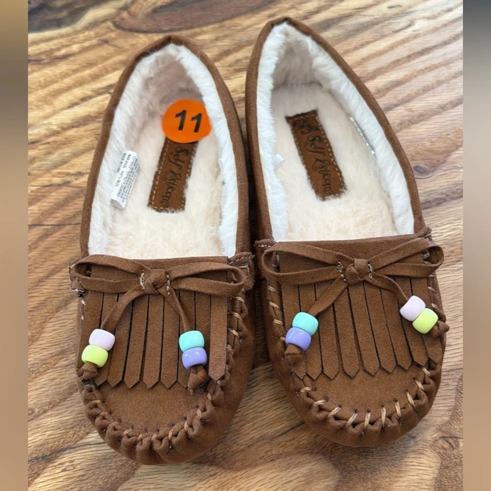 PJ Salvage Moccasin Slippers Brown Faux Fur Lined Beaded Size 11
